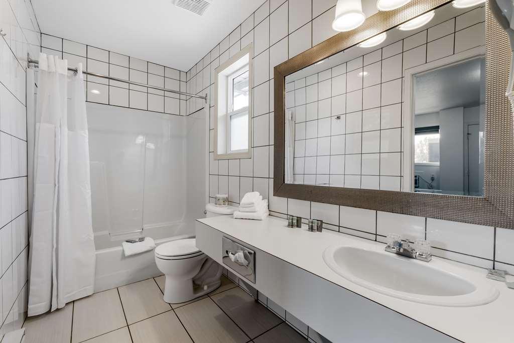 Stoke Hotel Surestay Collection By Best Western Revelstoke Δωμάτιο φωτογραφία