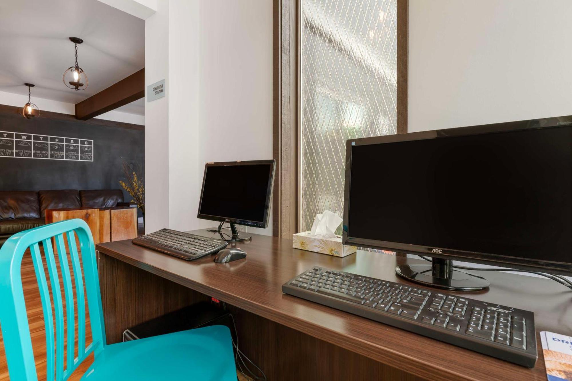 Stoke Hotel Surestay Collection By Best Western Revelstoke Εξωτερικό φωτογραφία