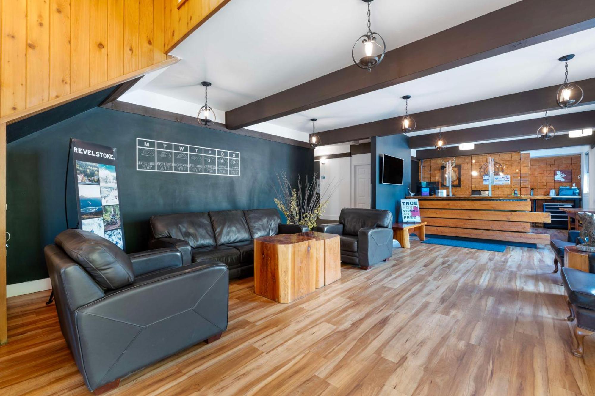 Stoke Hotel Surestay Collection By Best Western Revelstoke Εξωτερικό φωτογραφία