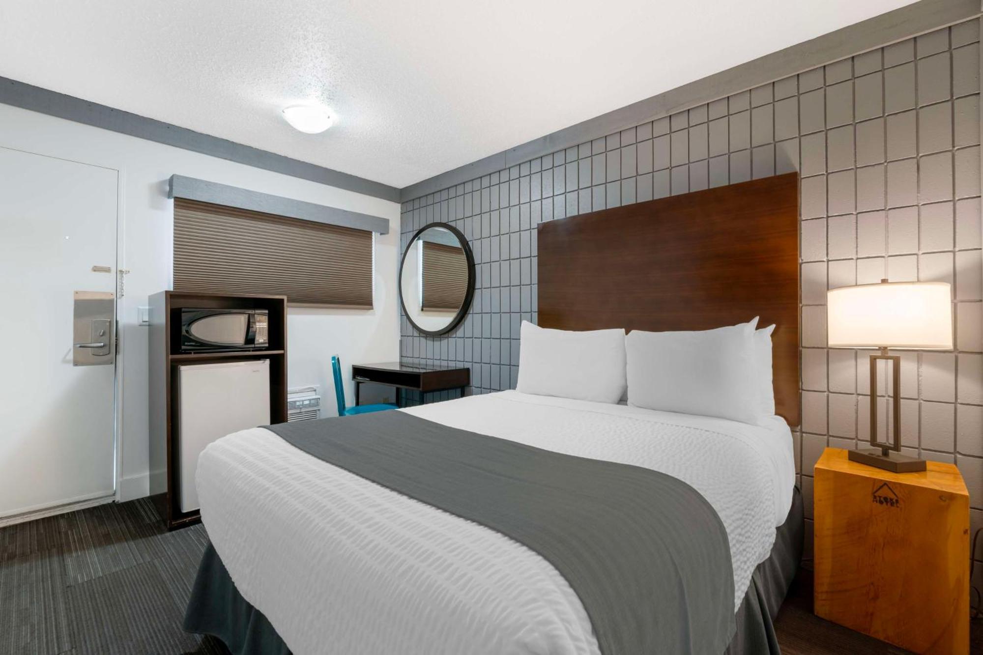 Stoke Hotel Surestay Collection By Best Western Revelstoke Εξωτερικό φωτογραφία