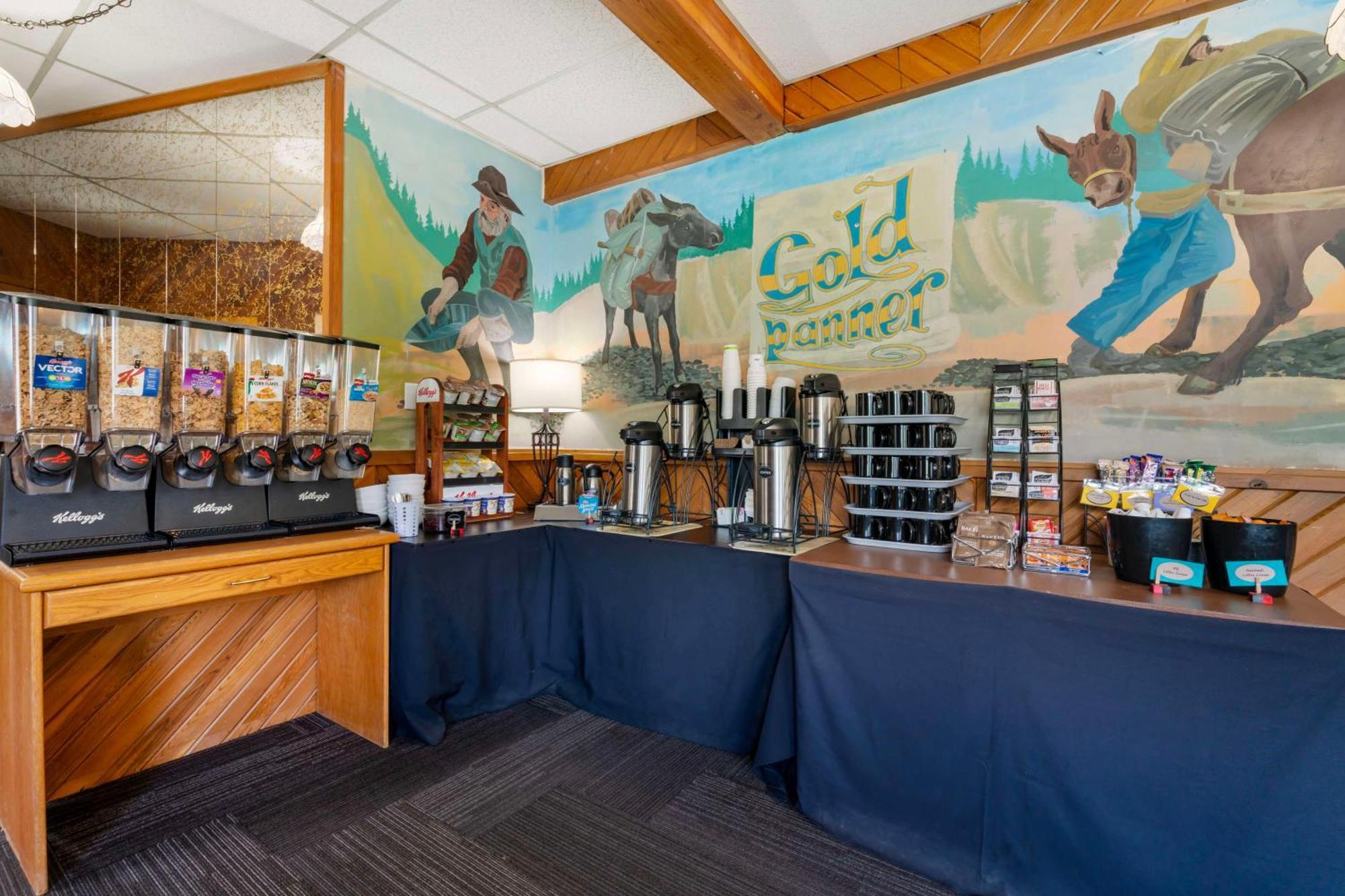 Stoke Hotel Surestay Collection By Best Western Revelstoke Εξωτερικό φωτογραφία