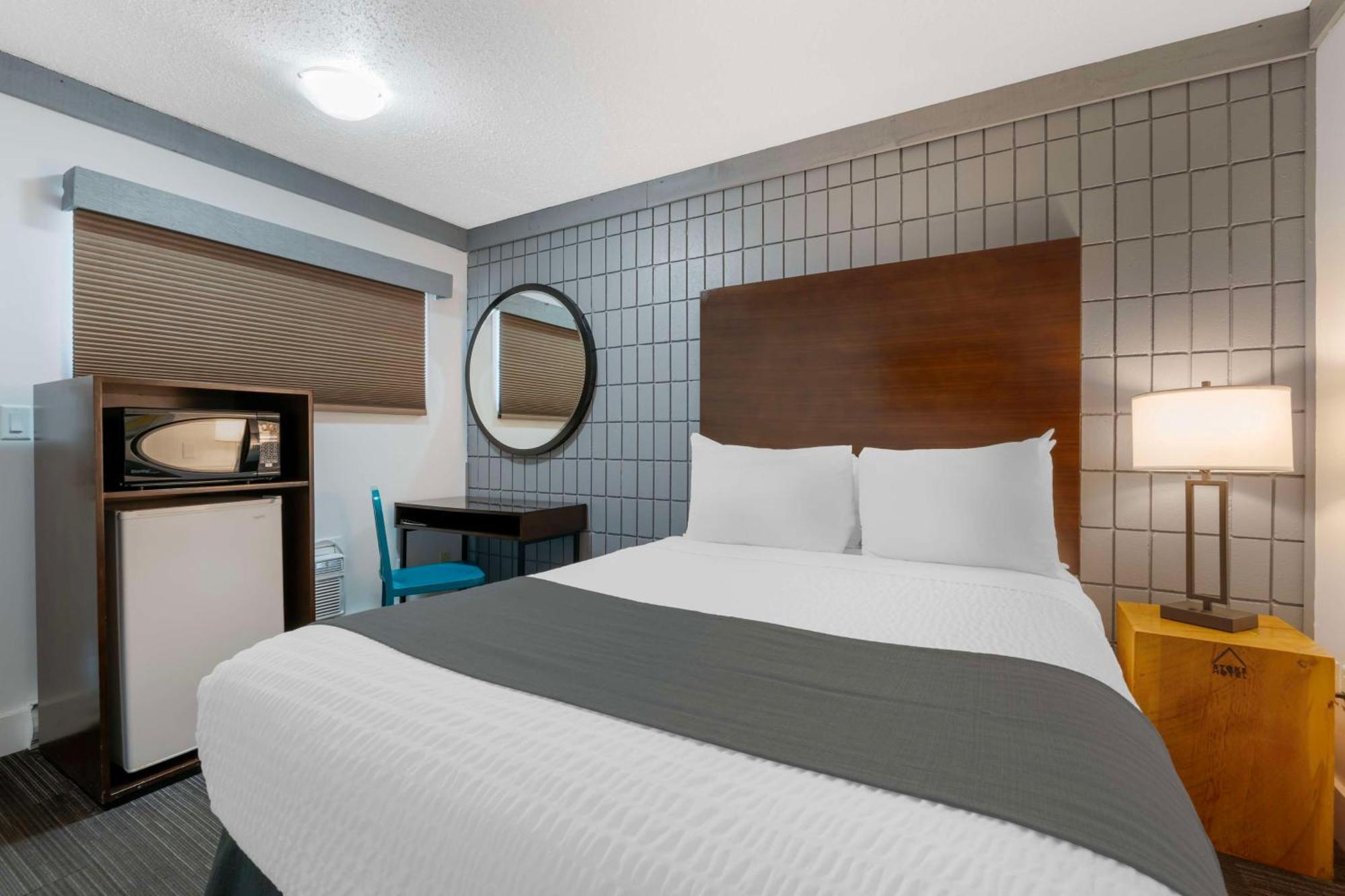 Stoke Hotel Surestay Collection By Best Western Revelstoke Εξωτερικό φωτογραφία