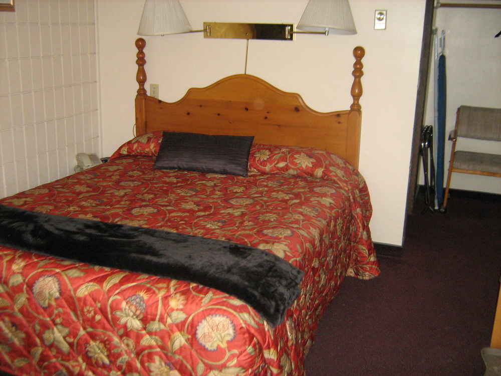 Stoke Hotel Surestay Collection By Best Western Revelstoke Εξωτερικό φωτογραφία